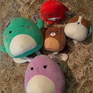 Squishmallow bundle, valued above $90 retail price.
